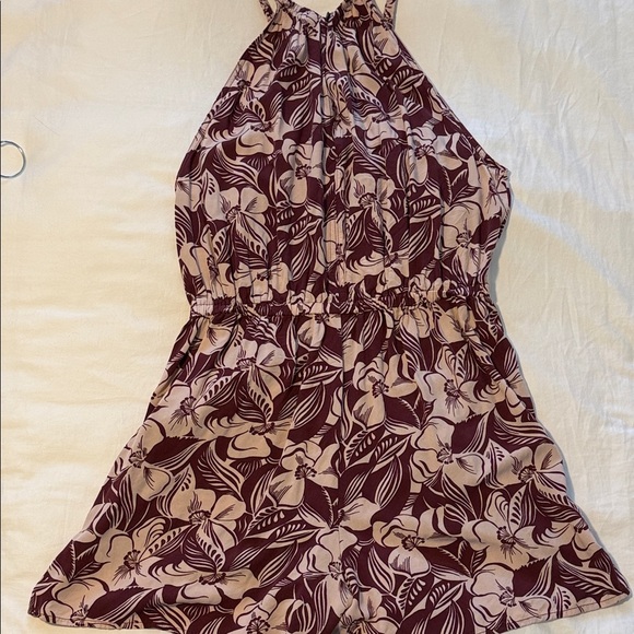 GAP Floral Halter Romper Size Large - Picture 6 of 9